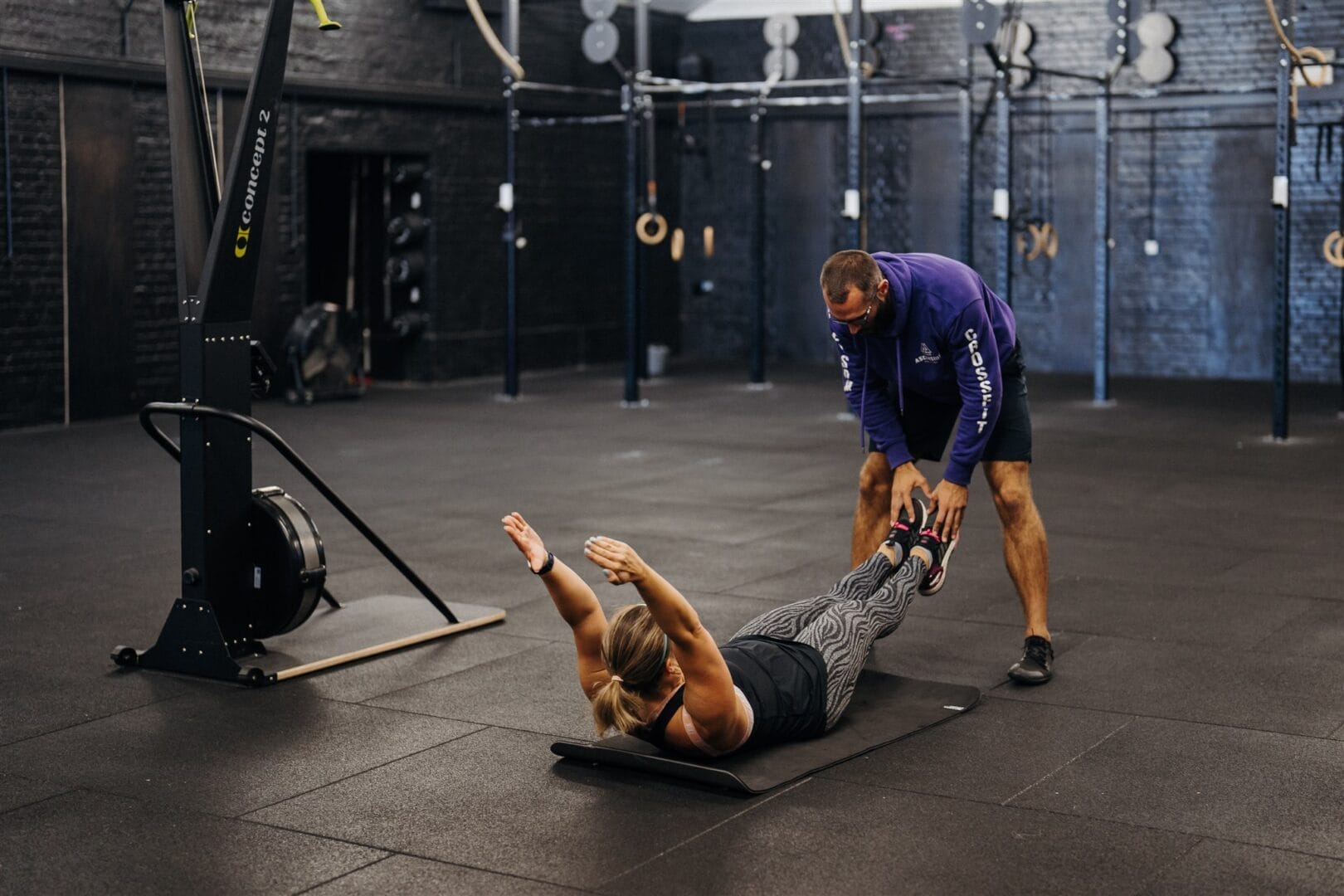 personal trainer teaching member from CrossFit Epsom